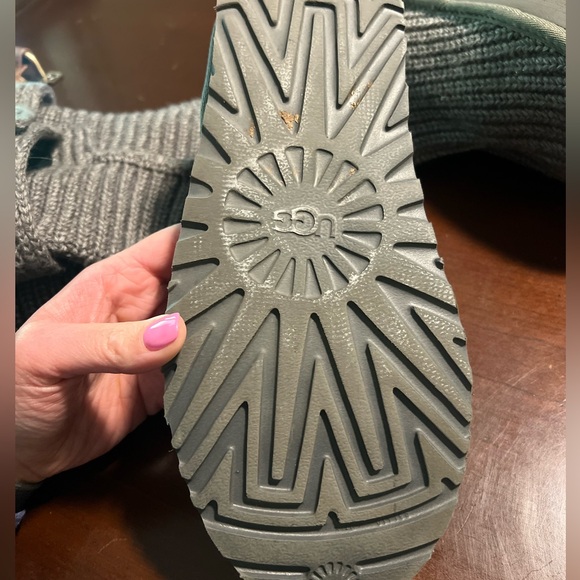 Gray Slouchy UGGS with accent buttons - Picture 2 of 7